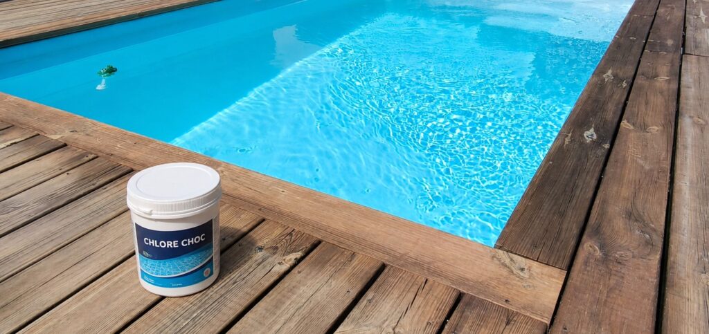 Chlore choc piscine pour traitement d'une eau dégradée